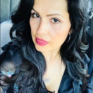 Meet your Posher, Araceli